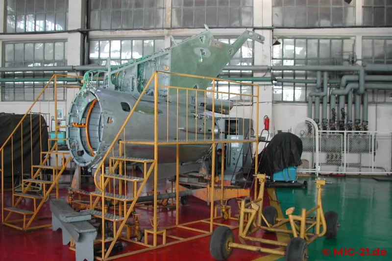 All components are dismantled, inspected and - if necessary - repaired.