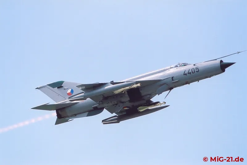 Strange: 4405 takes off with full afterburner and extended air brakes.