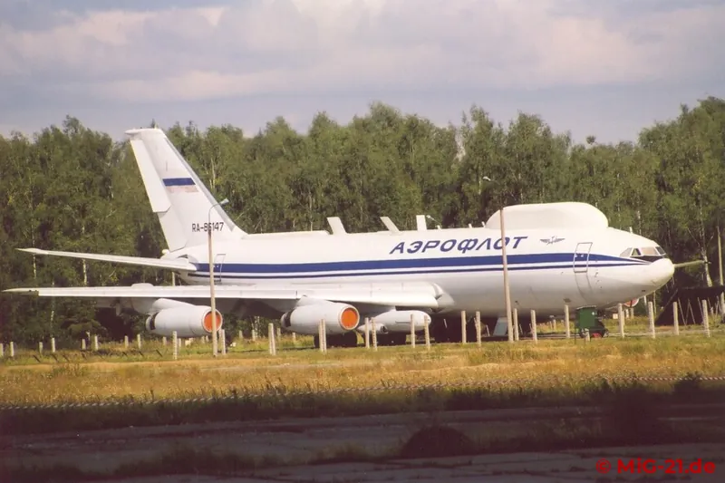 ... Il-86WKP sowie ...