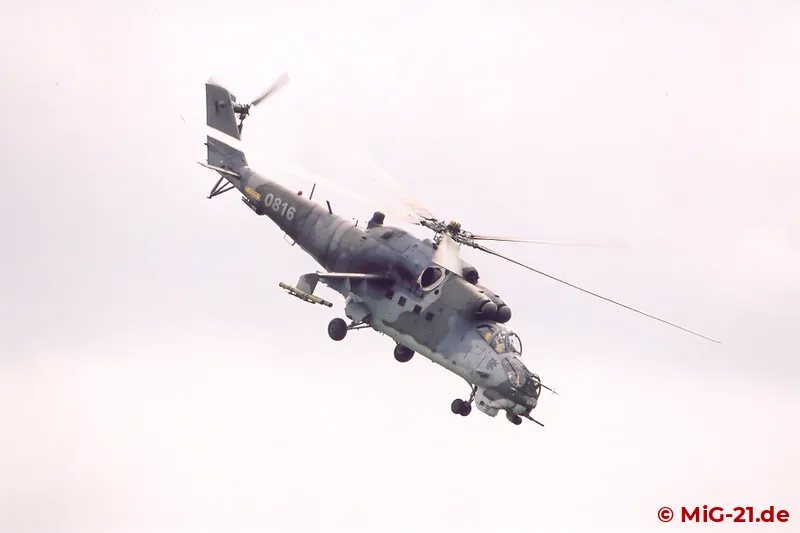 Mi-24 während der Vorführung.