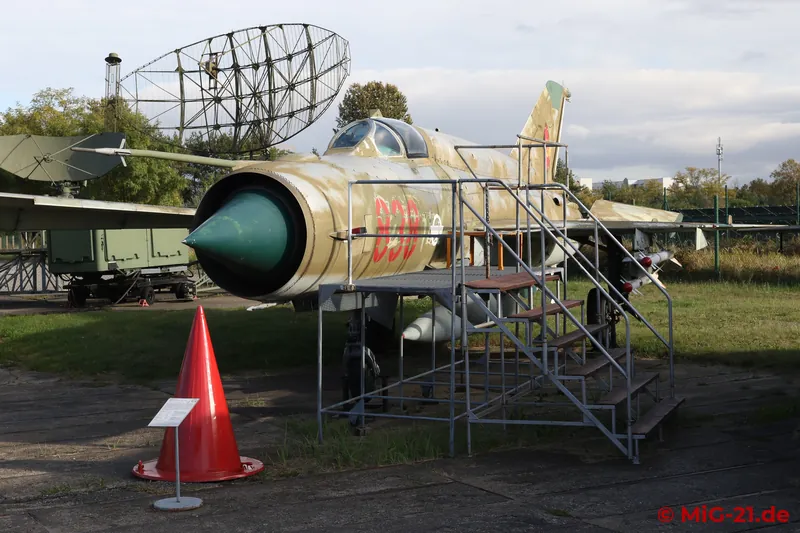 bis SAU 838 comes from Marxwalde.
