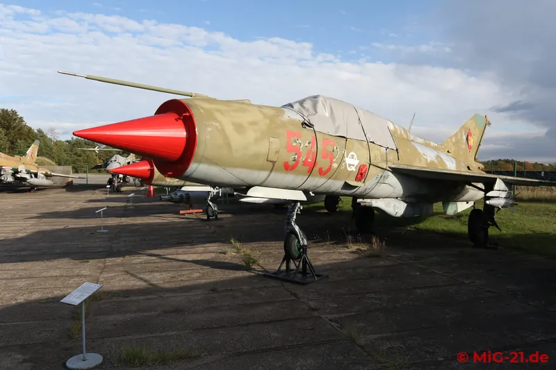 MiG-21PFM 545 came to FAG-15 at Rothenburg as late as 1989 ...