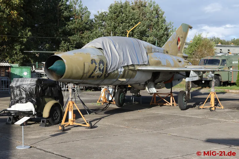 ... and U-600 296.