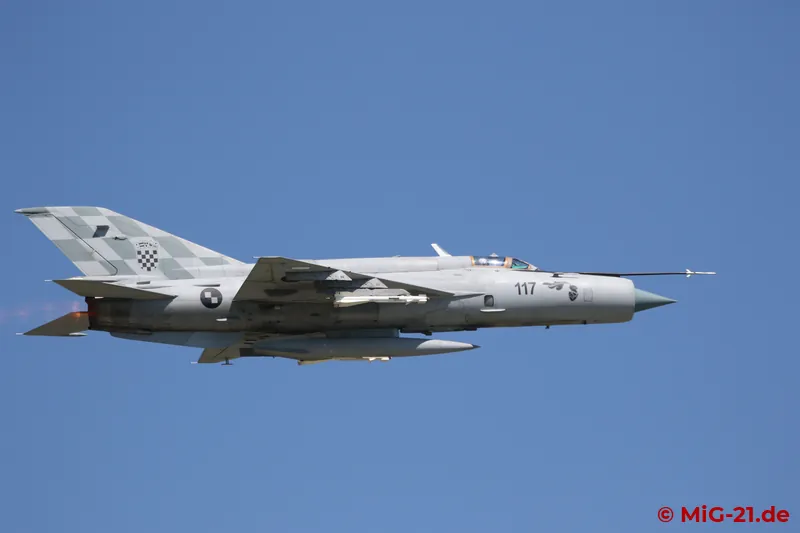 ... two bisD of the QRA pair with missiles take off.