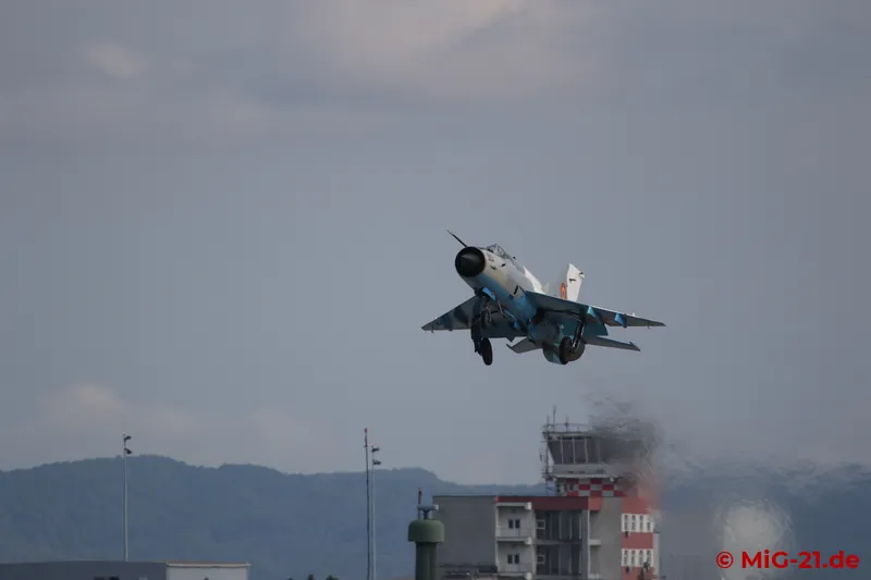 There are long faces when the take-off direction changes again in the next wave ...