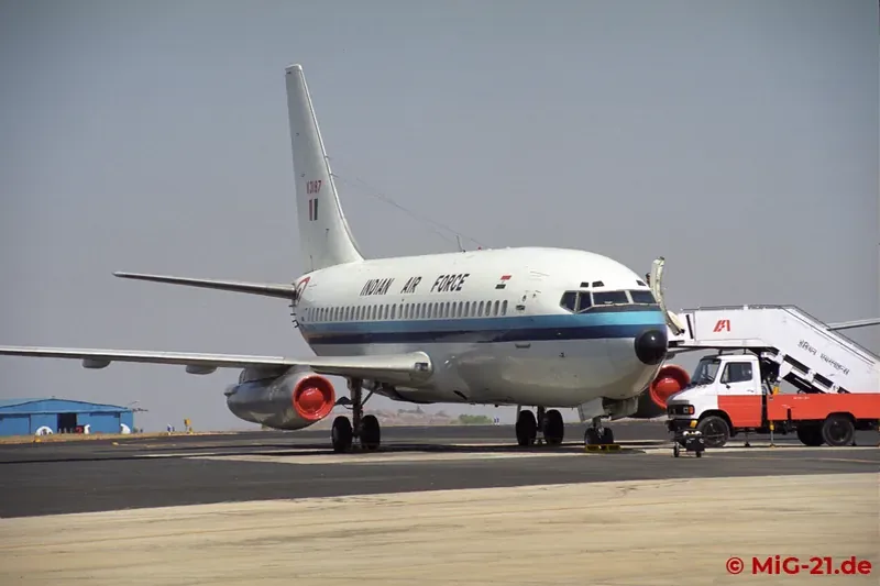 ... a Boeing 737 in VIP configuration ...