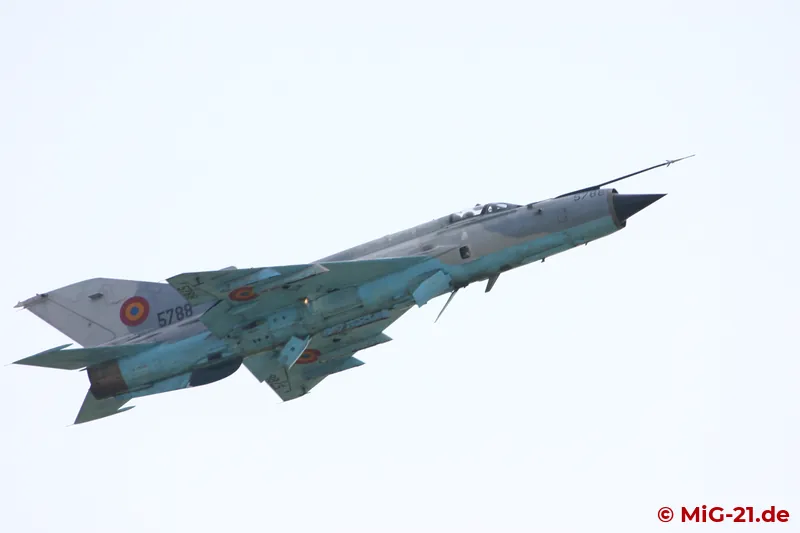 ... and a formidable presentation of a LanceR C including the most spectacular slow pass of a MiG-21 that the …