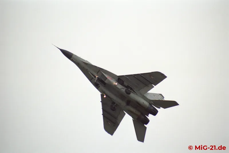 ... while the Hungarian MiG-29 gave its usual dynamic display.