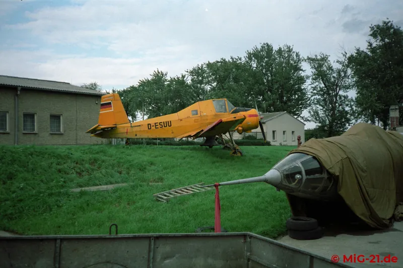 Z-37 and Yak-27 fuselage – hidden under tarpaulins.