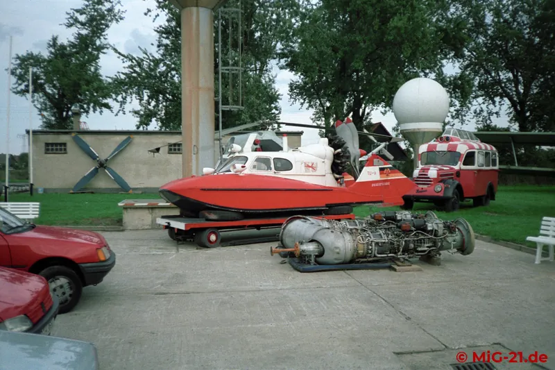 Rarity: Tu-A3 amphibious vehicle for the planned participation in an Antarctic expedition.