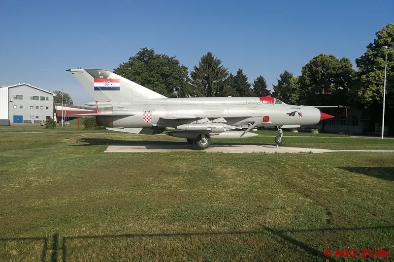 The start is – traditionally – a visit to a displayed MiG-21. For lack of new targets nearby, it is the …
