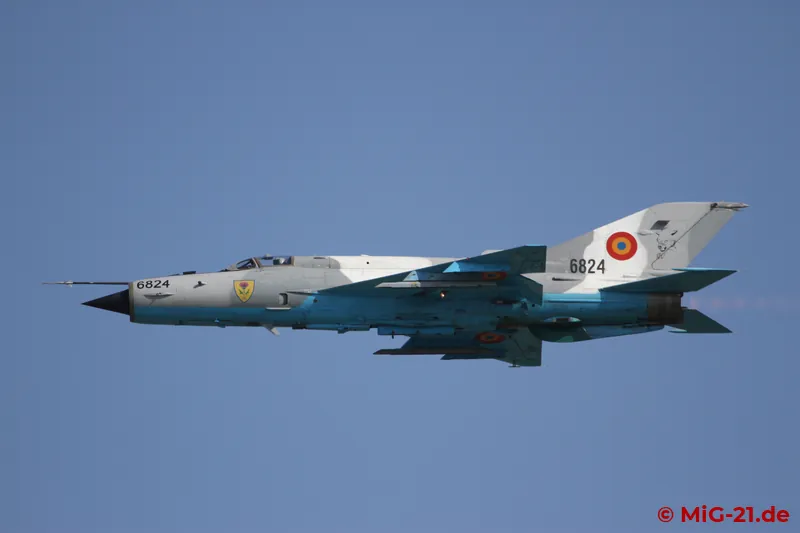 While only aircraft of the Aeroclubul României flew between 9 and 10 a.m., the "actual" and really exciting …