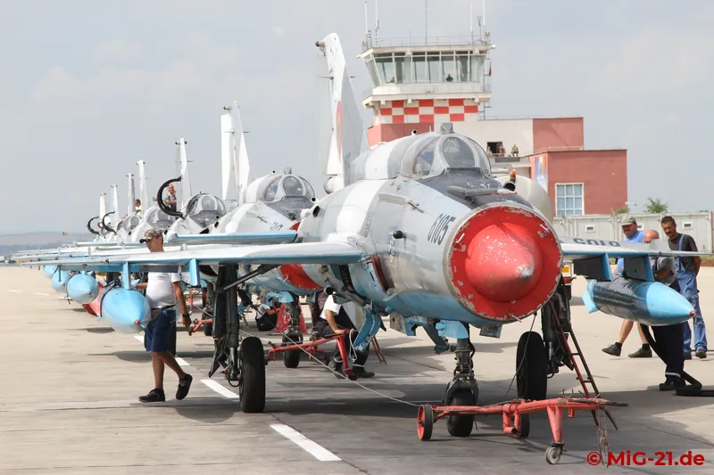 And after the flights, refuelling was of course on the agenda – traditionally in line.