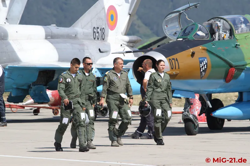 The MiG-21s are now also flown by female pilots.