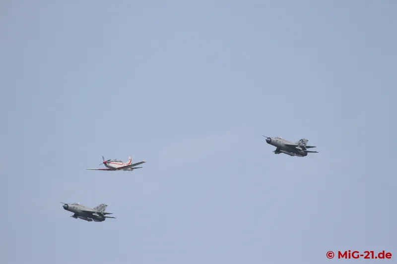 The second MiG-21 display included the "interception" of an air target, ...