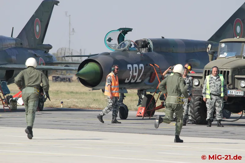 ... the demonstration of an air policing mission by two MiG-21bis of the local 3rd fighter air base. Memories …