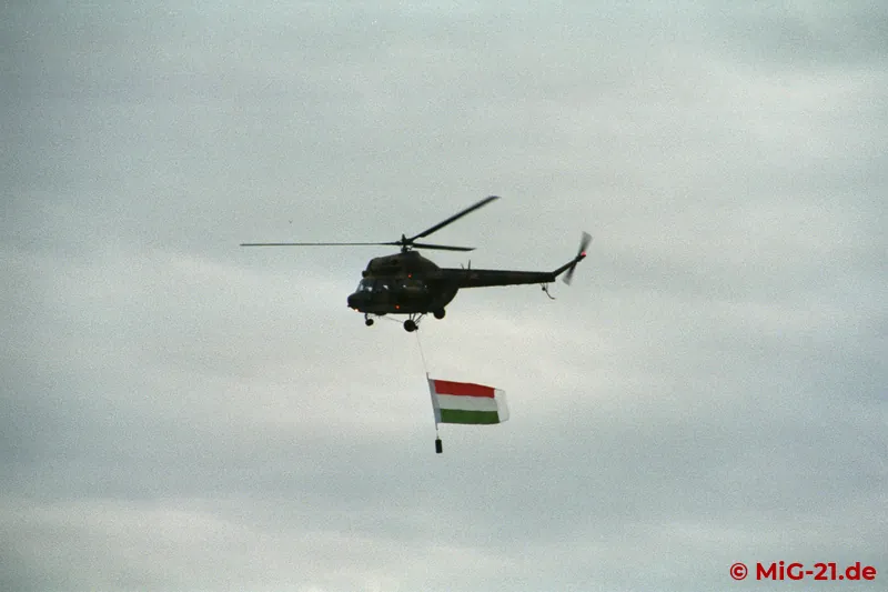 In 1998 the Hungarian Air Force was still completely equipped with Eastern equipment: from the Mi-2 that led …