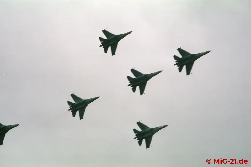 ... and the Russkiye Vityazi with their Su-27s.