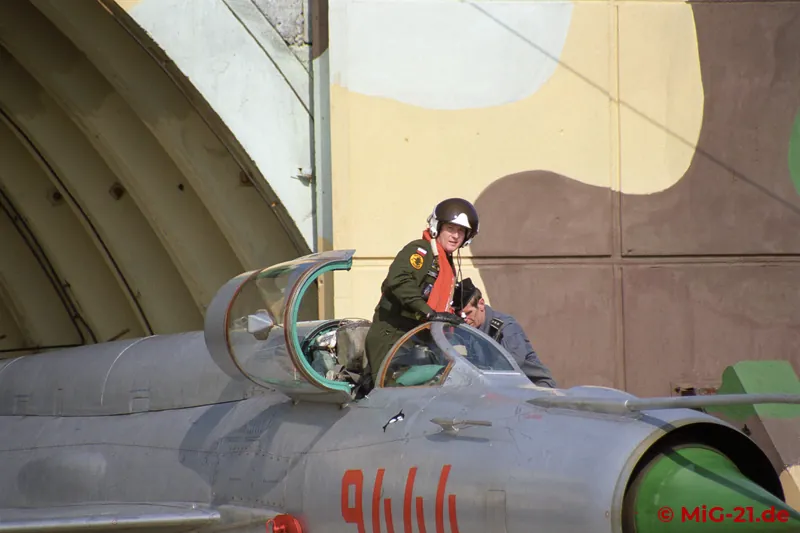 ... only to be parked again after a round on the perimeter taxiway.