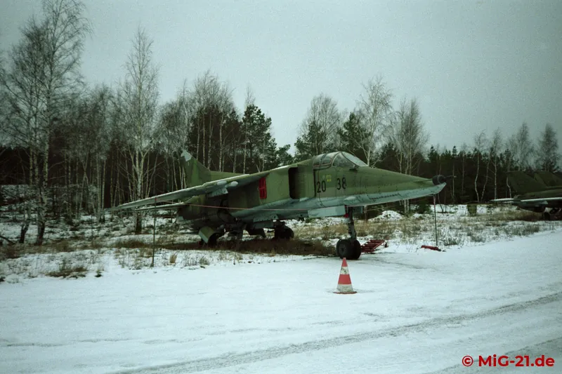 Of the MiG-23BNs of fighter-bomber wing JBG-37 based at Drewitz, only one was still on site.