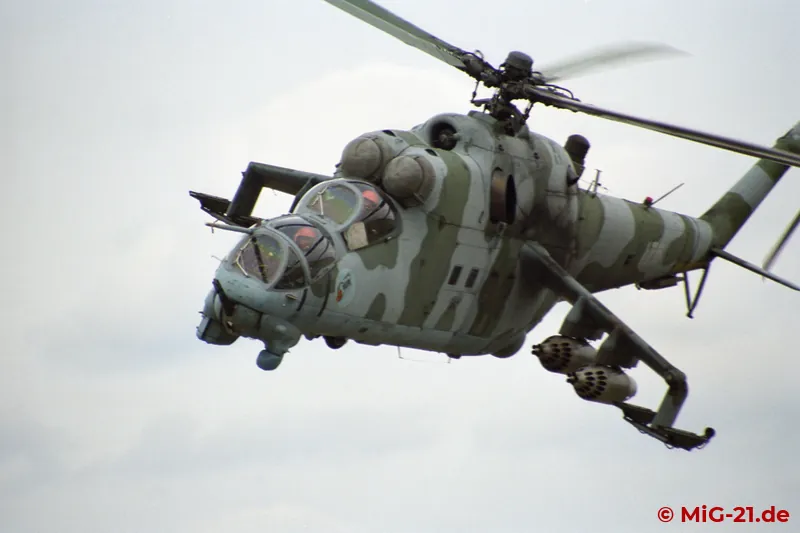 ... which then demonstrated both its manoeuvrability ...
