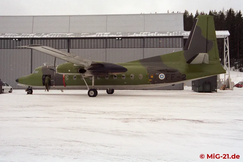 ... Fokker F-27, ...
