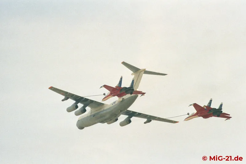 ... and showed, among other things, a simulated air-to-air refuelling.