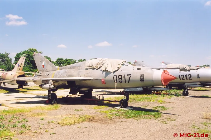 ... a MiG-21U-400 ...